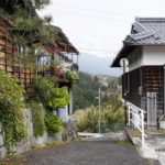 Travelling Homebody hikes the Nakasendo Way in Japan. Its beauty is revealed with this photo essay.